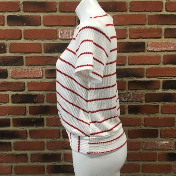 Altar'd State Twist Front Tee Sz S Short Sleeve White and Red Stripe T-Shirt - Picture 4 of 7